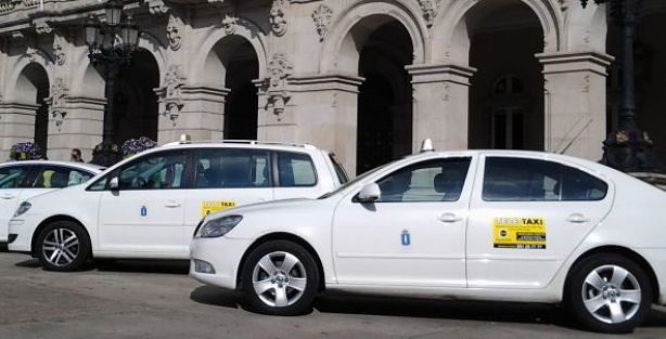 que-mirar-coger-taxi-coruna